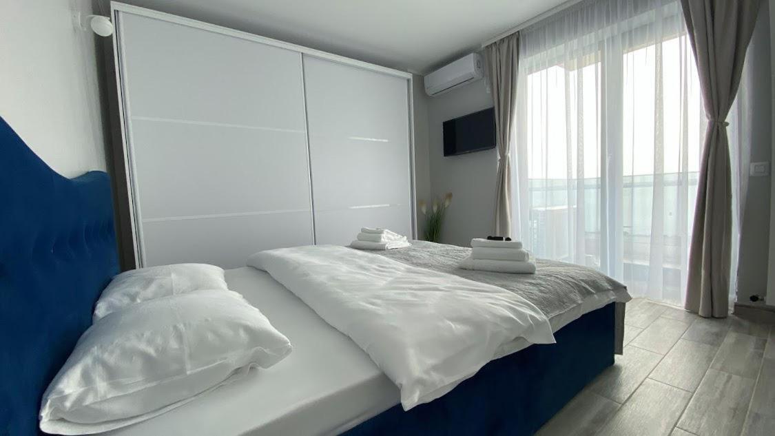 Dreamy Lake Mamaia Ngoại thất bức ảnh