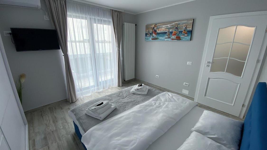 Dreamy Lake Mamaia Ngoại thất bức ảnh